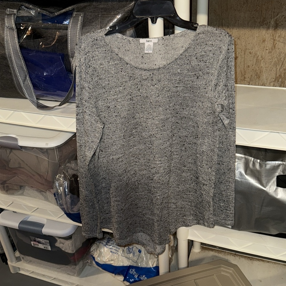 Bar III long sleeve sweater top size large